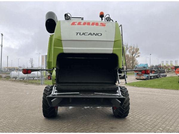 Комбайн Claas Tucano 440 (2015)