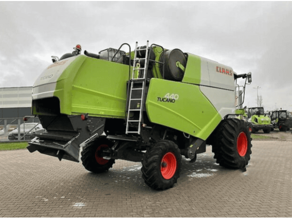 Комбайн Claas Tucano 440 (2015)