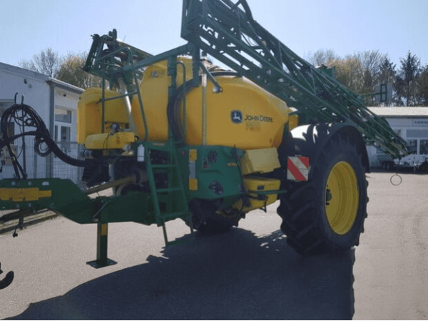 Причіпний обприскувач John Deere M740i (2017)