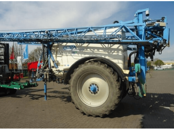 Причіпний обприскувач Inuma 6036 (2009)