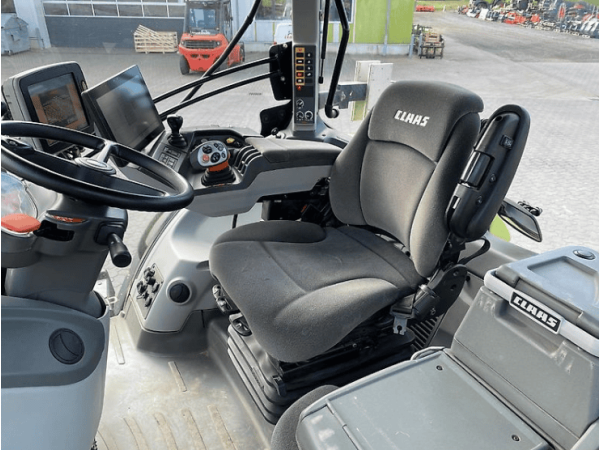 Трактор Claas Axion 930 (2018)