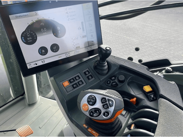 Трактор Claas Axion 930 (2018)