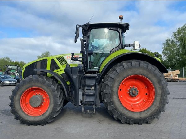 Трактор Claas Axion 930 (2018)
