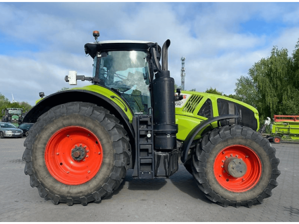 Трактор Claas Axion 930 (2018)