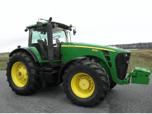 Трактор John Deere 8230 (2009)