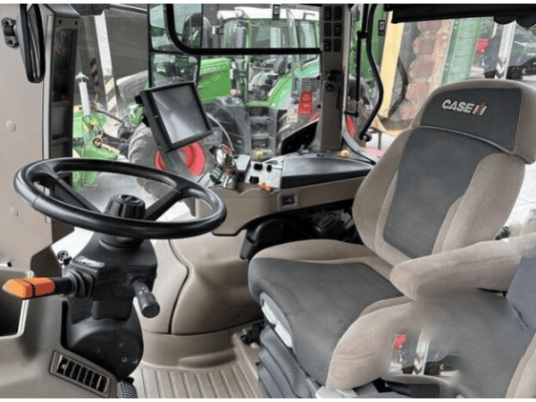 Трактор Case IH CVX 170 (2003)