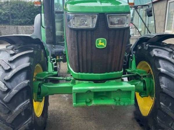 Трактор John Deere 5115M (2016)