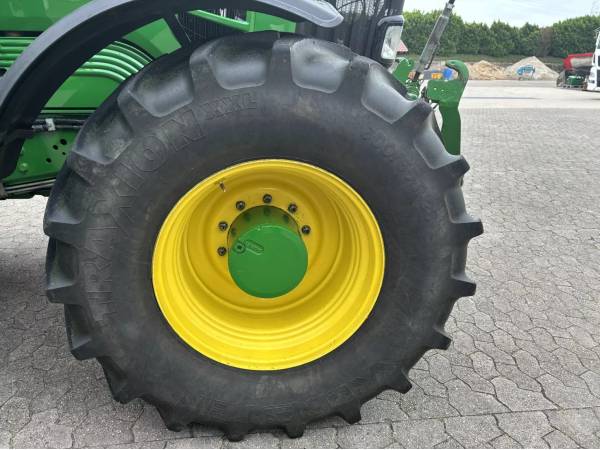 Трактор John Deere 7430 (2008)