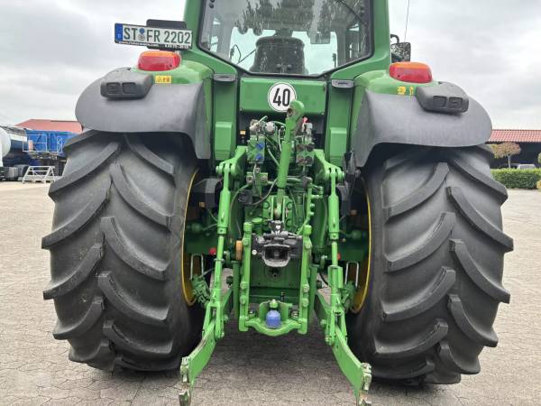 Трактор John Deere 7430 (2008)