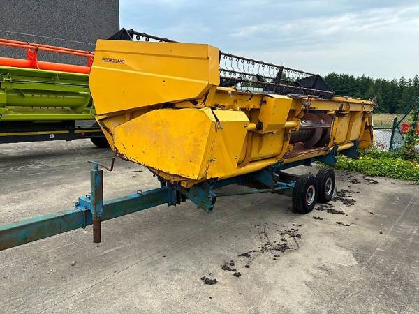 Комбайн New Holland TX 32 (1989)