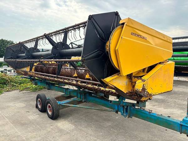 Комбайн New Holland TX 32 (1989)