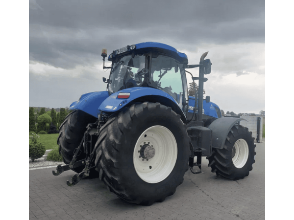 Трактор New Holland T 7.235 (2012)