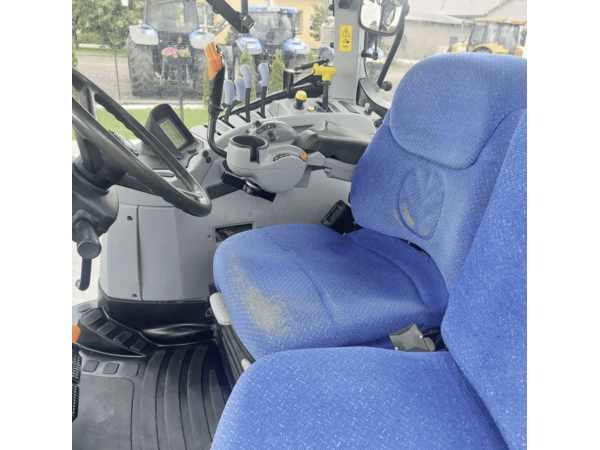 Трактор New Holland T 7.235 (2012)
