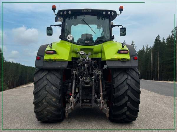 Трактор Claas Axion 950 (2013)