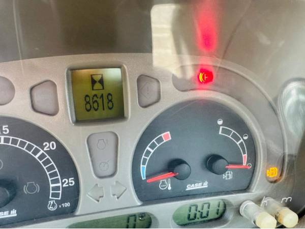 Трактор Case-IH 140 Maxxum (2011)