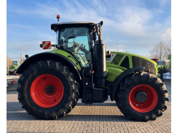 Трактор Claas Axion 950 (2017)
