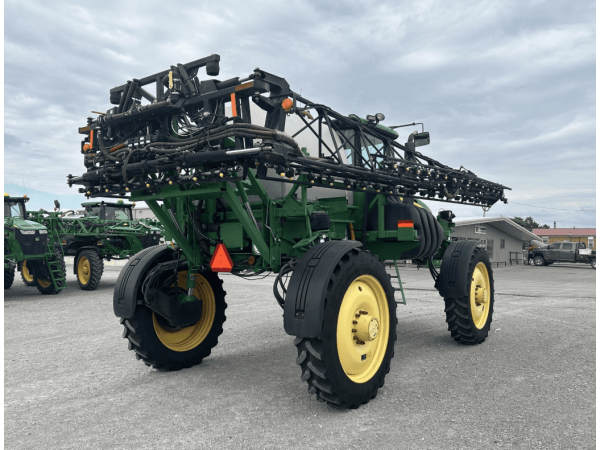 Обприскувач John Deere 4830 (2011)