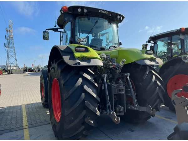 Трактор Claas Axion 810 (2016)