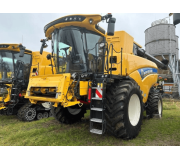 Комбайн New Holland CX 8.90