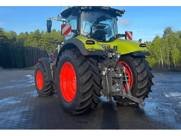 Трактор Claas Axion 810 (2023)