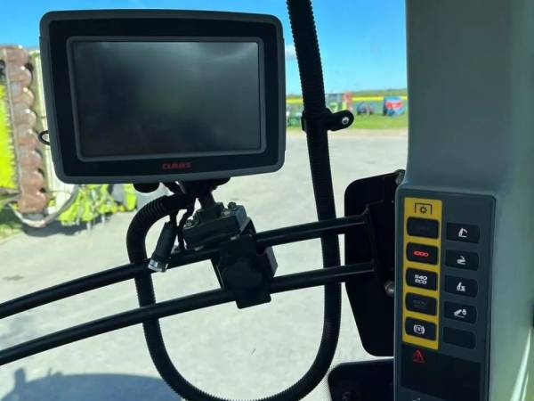 Трактор Claas Axion 930 (2018) 