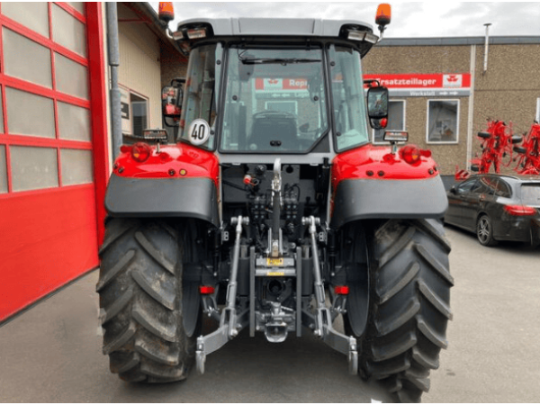 Трактор Massey Ferguson 5S.125 (2022)