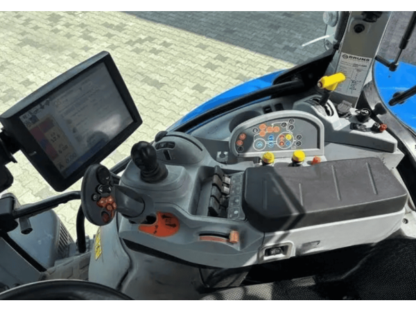 Трактор New Holland T 7.200 (2016)