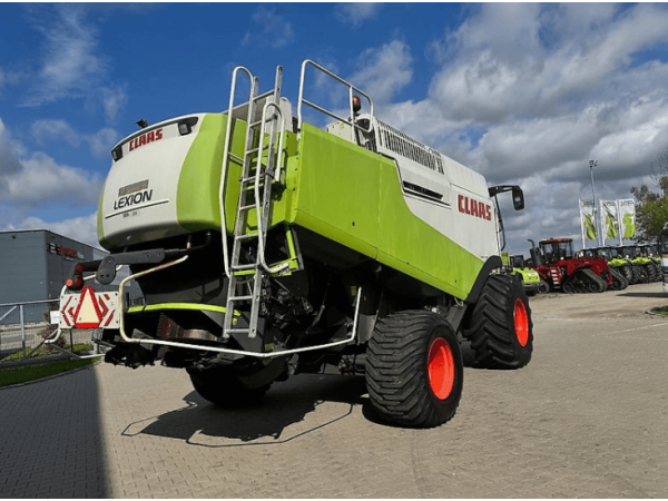 Комбайн Claas Lexion 600 (2004)