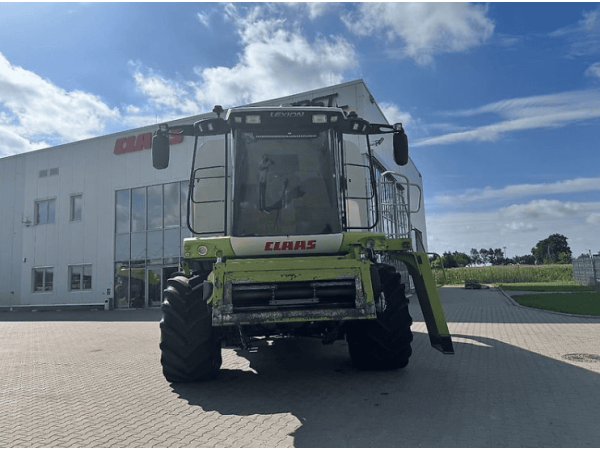 Комбайн Claas Lexion 600 (2004)