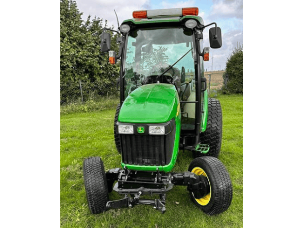 Трактор John Deere 4520 (2011)