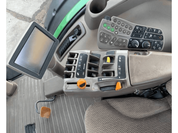 Трактор John Deere 8360R (2013)