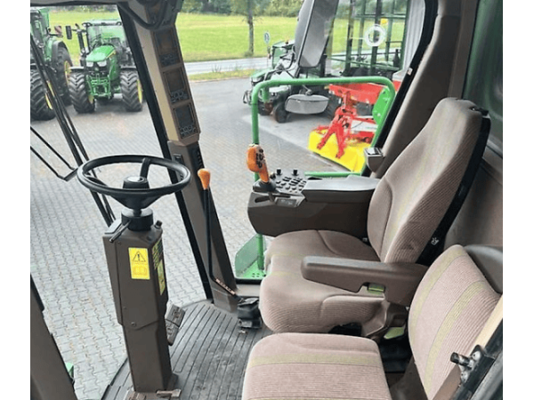 Комбайн John Deere 9880i STS (2005)