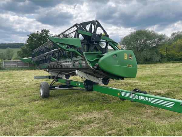 Комбайн John Deere 9780 CTS HillMaster (2001)