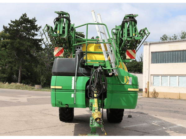 Причіпний обприскувач John Deere R952i (2014)