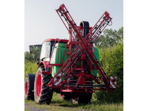 Навісний обприскувач MD KR Feldspritze Heros 600L