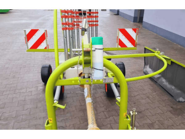 Згрібалка ротаційна Claas Liner 320 (2019)