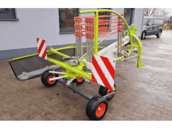 Згрібалка ротаційна Claas Liner 320 (2019)