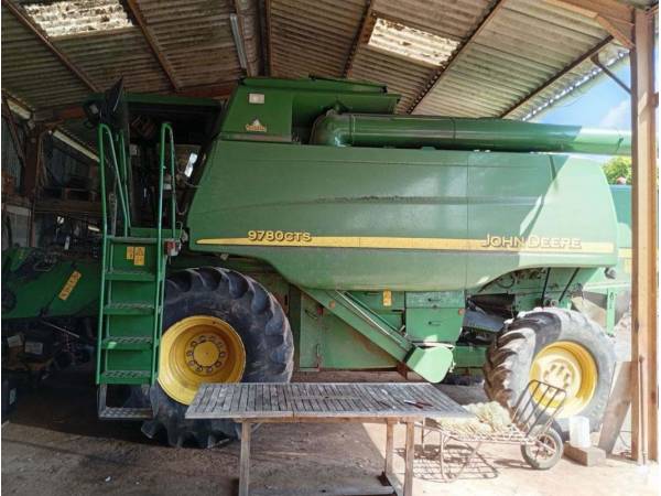 Комбайн John Deere 9780 CTS (2003)