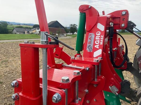 Глибокорозпушувач  Agro Masz Duro 30/6 