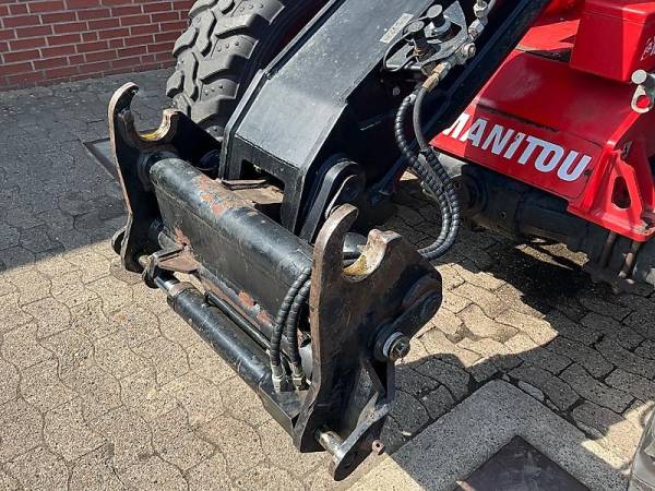 Навантажувач Manitou MLT 634-120 (2012)