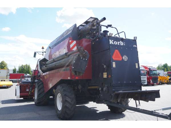 Комбайн Rostselmash Vector 425 RSM (2017)