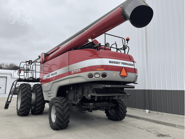 Комбайн Massey Ferguson 9795 (2010)