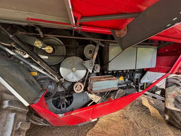Комбайн Massey Ferguson 7276 (1999)