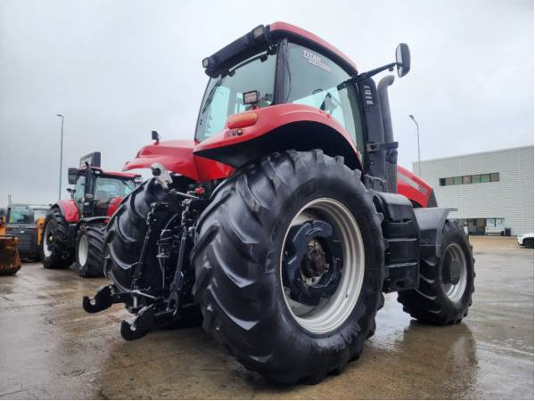 Трактор Case IH Magnum 340 (2012)