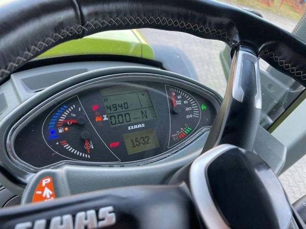Трактор Claas Axion 810 (2020)