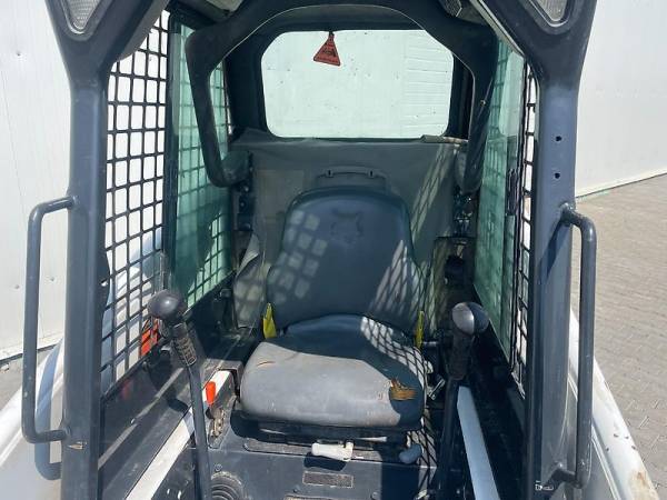 Міні- навантажувач Bobcat 753 (2005)