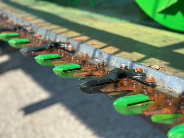 Жатка John Deere 625F HydraFlex