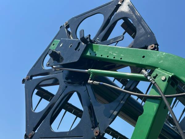 Жатка John Deere 625F HydraFlex
