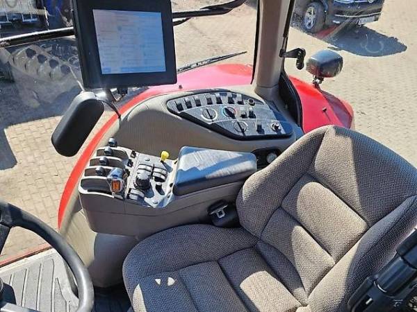 Трактор Case IH Magnum 335 (2009)