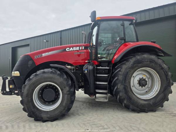 Трактор Case IH Magnum 340 (2013)
